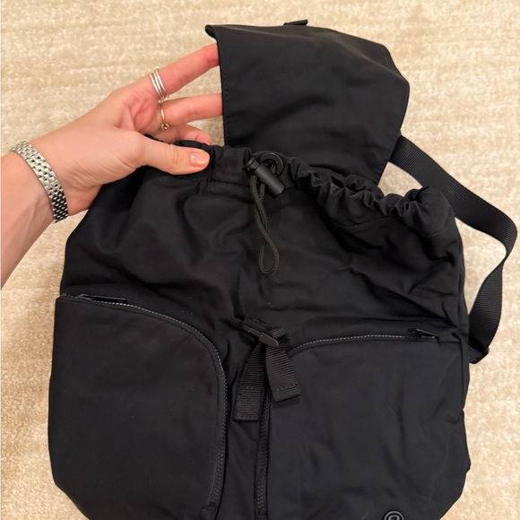 lululemon athletica Classic Black Backpack - Picture 3 of 5